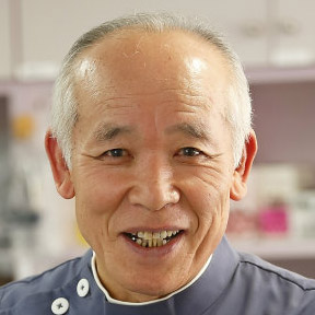 獣医師　甲斐達雄
